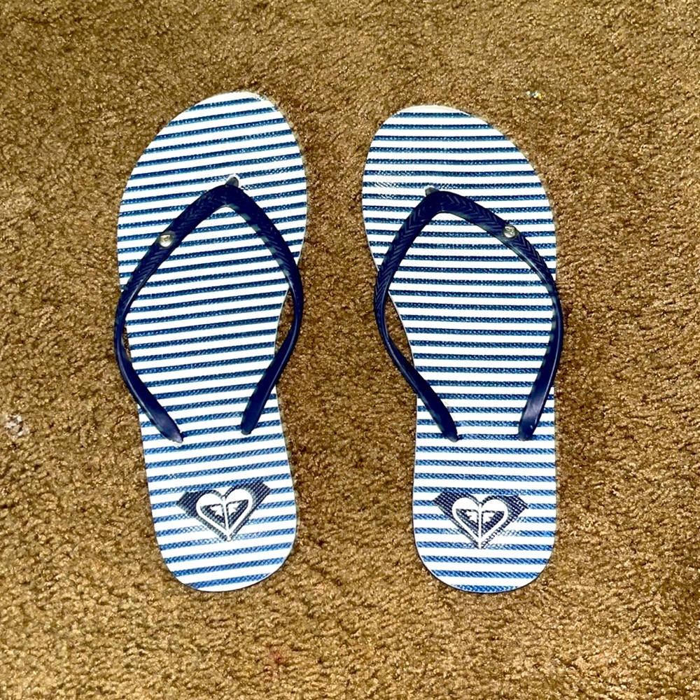 ROXY Flip Flops 🩴 💐